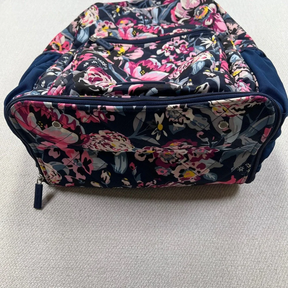 Vera Bradley Quilted Lighten Up Backpack Indiana Blossoms Navy Floral Laptop Ret
